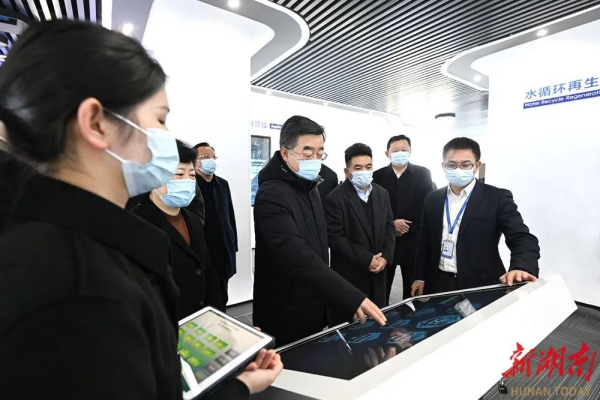 湖南省委書記張慶偉寄語中偉：加快發展、做強做大！